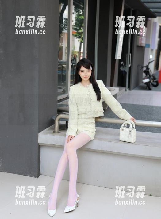 有没有人跟我一样，点开155.fu的传送门后只想退避三舍？-班习霖
