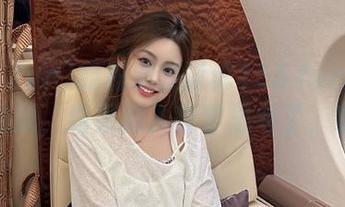 我和朋友讨论155.fun.com发布的瓜，结果陷入哲学思考了，哈哈！