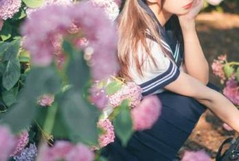 卷入“17吃瓜网”这网页，仿佛变成了一部不断更新的八卦小说！