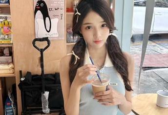 说好的轻松浏览呢？一不小心就被“51.com”入口里的八卦淹没。