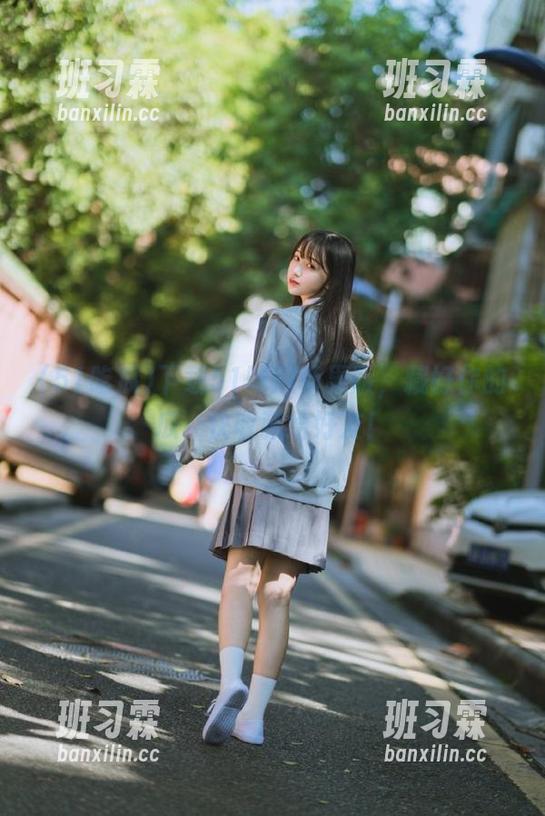 下载51吃瓜苹果版，藏好你的瓜，快收藏给好友！-班习霖