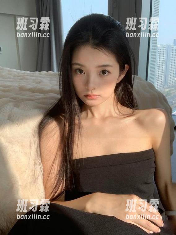 听朋友说91icg的链接上总有些意想不到的瓜，结果害我加班都停不下来。-班习霖