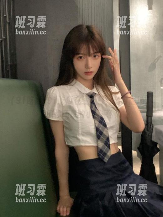 91吃瓜在线入口：随时随地，瓜你所想的小秘密！-班习霖