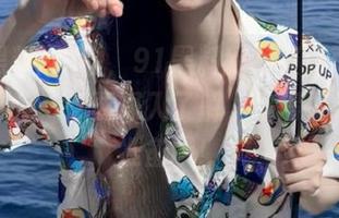 嘘，91黑料网的资源可不是随便给的，想要深入了解，你得做好心里准备哦！