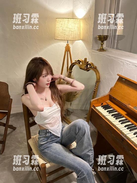 跟着tttzzz5.cc直达黑料，日常搭配八卦小插曲，停不下来！-班习霖