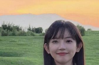 朋友推荐的www.zztt15.com，里面瓜太多，根本停不下来，这网站真妙！