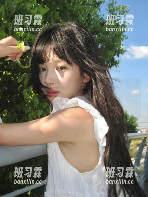 九一吃瓜群众app，记录一切隐秘的瓜，脑海里正上演皮克与万达的陈年恩怨！-班习霖