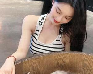 五一吃瓜导航中的娜娜视频——说走就走的午后小确幸！