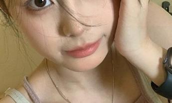 今日黑料视频：跟风女装？看这位网红如何在短视频里逆袭成女王！
