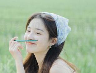 老姐们，冲哥精选黑料永久待命，看得我如坐针毯！