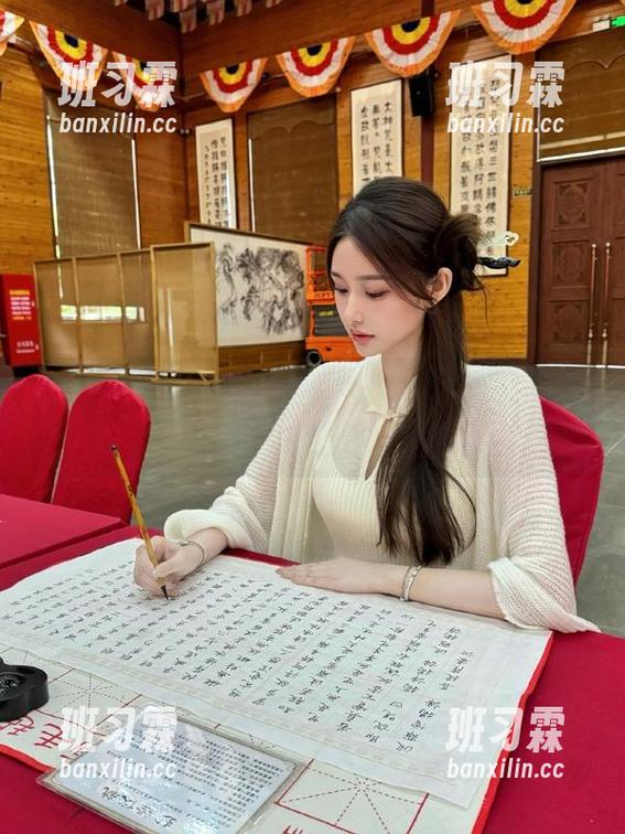爱让人疯，但视频总能治愈，快来吃瓜网感受一下-班习霖