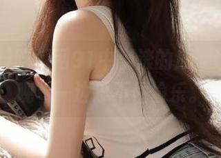吃瓜网91中翻滚的瓜，让我一边观看一边忍不住偷乐。
