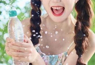 吾爱吃瓜探秘，一扇传送门通往网红不为人知的黑料世界