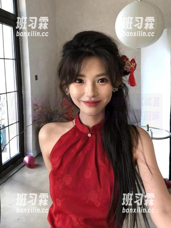 热搜没你想象中精彩，试试直达“暴走黑料”，这才是真正的后花园嘛。-班习霖