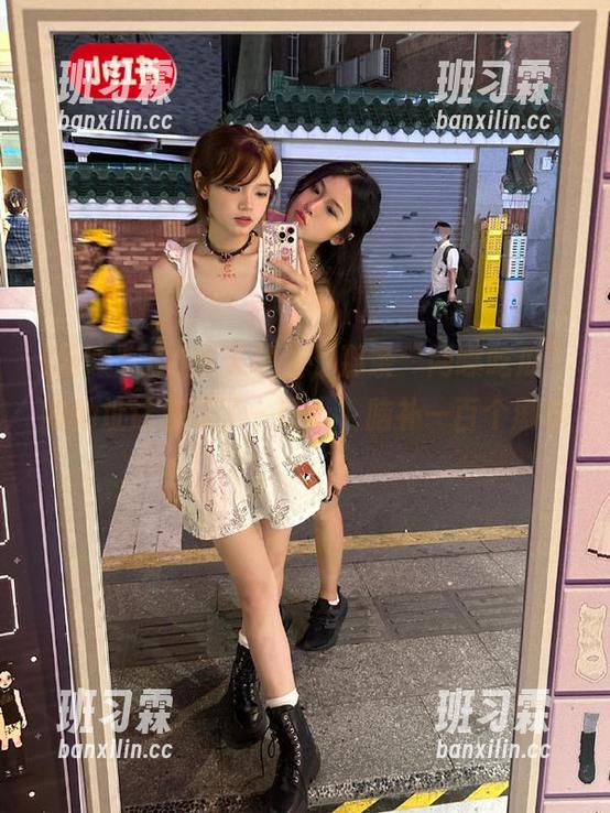 昨天晚上，那条“网曝吃瓜”的地址让我转了一晚上，脑补一百个剧本…-班习霖
