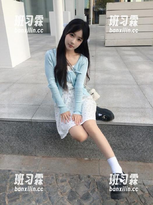 去下载吧！网曝黑料苹果版，趣闻轶事连接你的每个晚上-班习霖