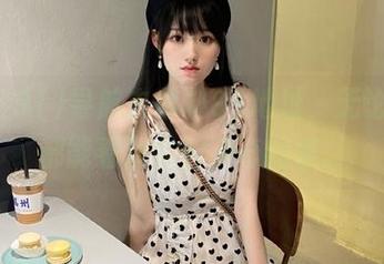 导航去黑料91地址，无论右左都能看到各种神奇的事。