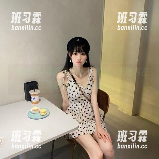 导航去黑料91地址，无论右左都能看到各种神奇的事。-班习霖