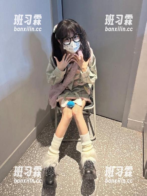 这tttzzz01黑料不打烊app，网页上的花样八卦，比我的心情还五彩斑斓！-班习霖