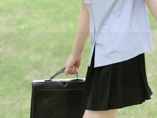 看到黑料吃瓜网的新闻分享，我心里想着，这是什么新奇的剧情啊？