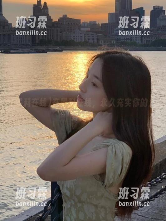 在黑料在线，永久充实你的八卦库！-班习霖