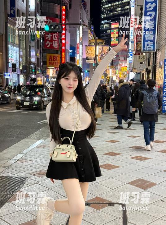 黑料在线：吃瓜太过瘾，何不带点儿免费？-班习霖