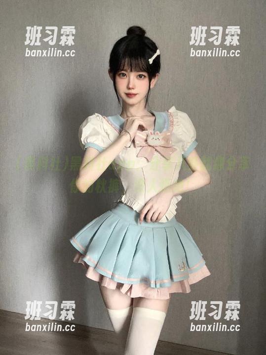 黑料社app：分享八卦就像分享你的秋裤，没人拒绝！-班习霖