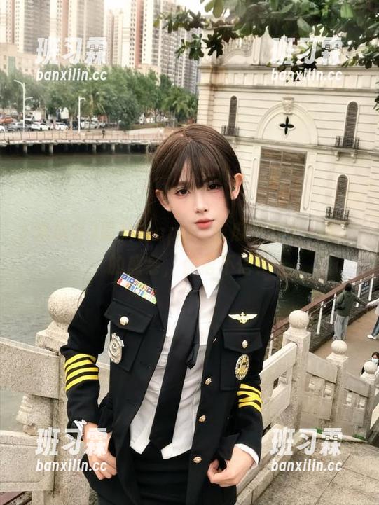 黑料社app：吃瓜也能变‘黑’的盛会，你信不信？-班习霖