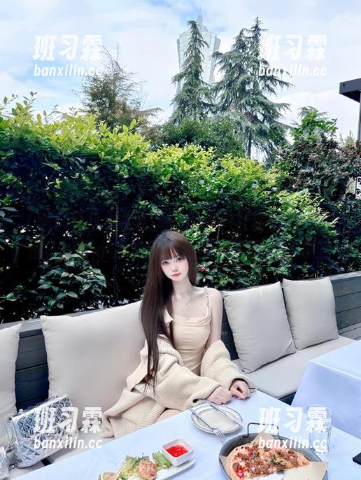如果你在找黑料社区的在线网址，一不小心也许会遇上不可思议的事！-班习霖