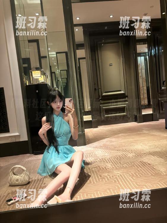 黑料社区更新：小道消息来袭，这瓜比沙发上的零食还好吃？-班习霖