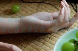 最新的瓜掀开来啦，www.黑料网你真让我又爱又恨，边刺激边哭。