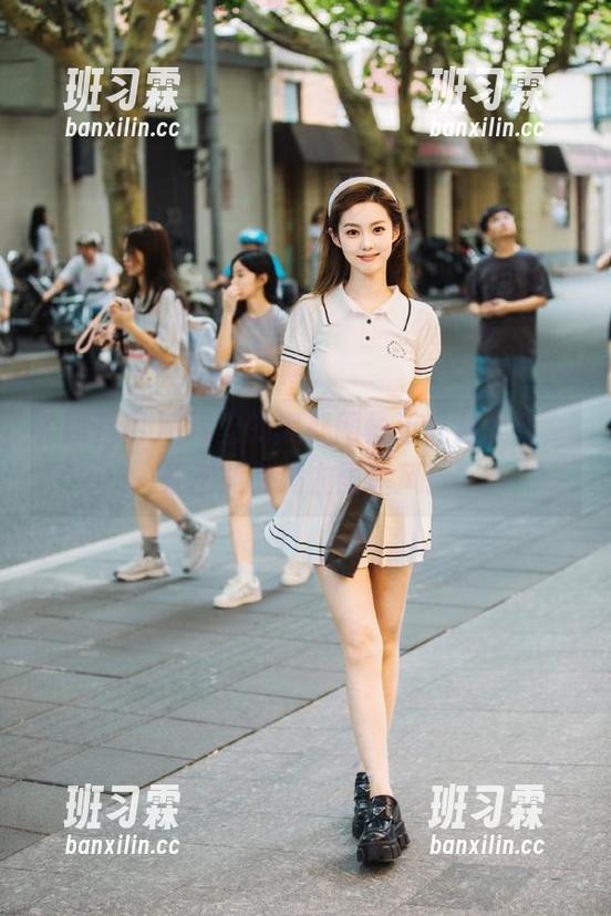 ios上的黑料网最近又放大招，果然能引发血雨腥风！-班习霖