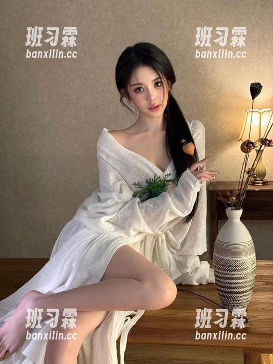 一筐吃瓜故事横扫你的面子，“黑瓜吃料”传送门开启-班习霖